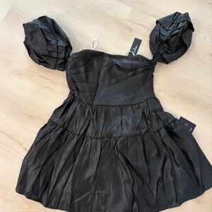 Elegant Black Puff Sleeve Dress